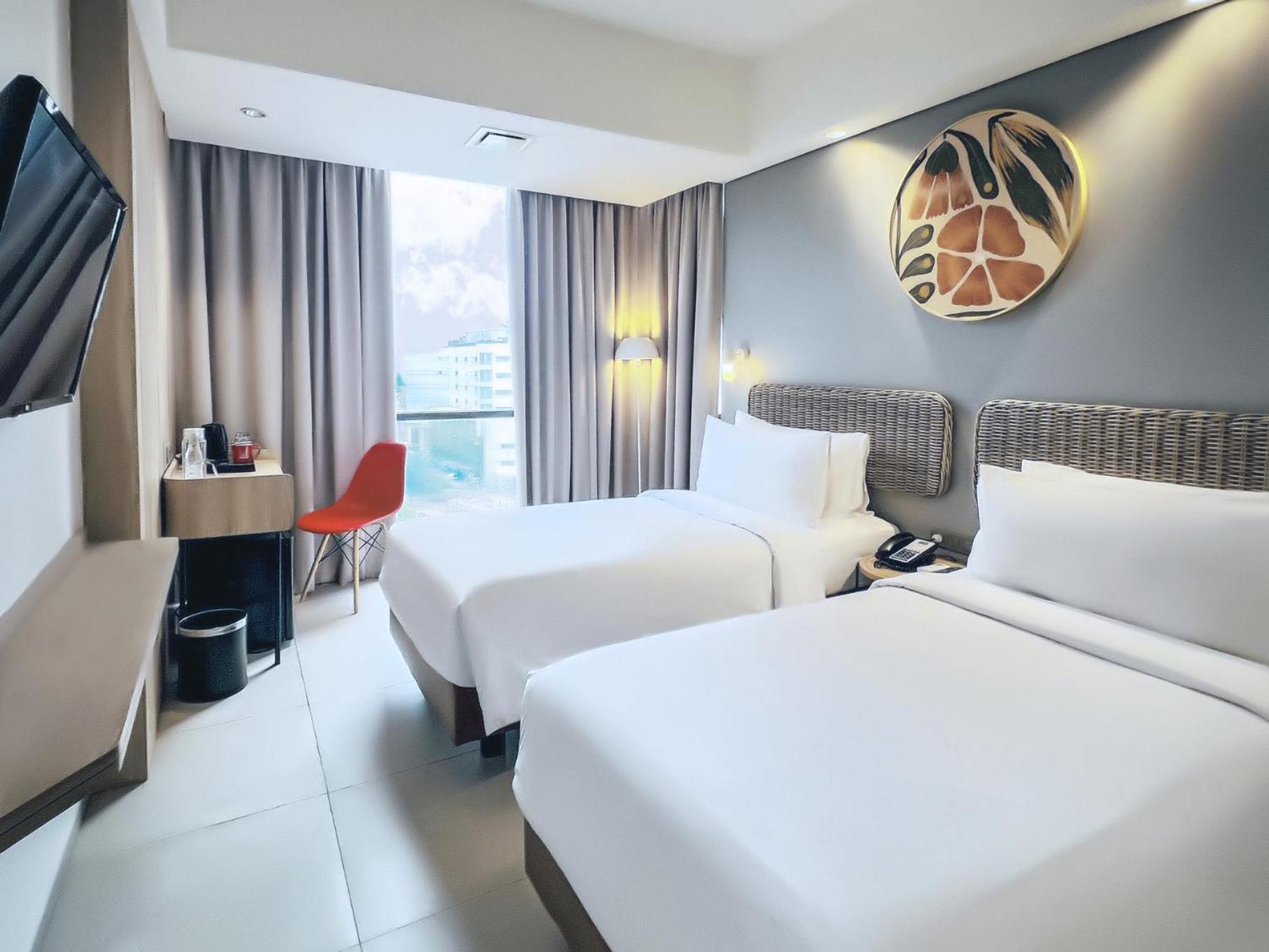 Neo Hotel Puri Indah Jakarta Exterior foto